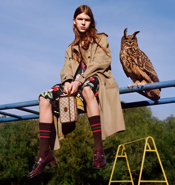 O &#x3BF;&#x3AF;&#x3BA;&#x3BF;&#x3C2; Gucci, &#x3C3;&#x3C4;&#x3B7; &#x3BC;&#x3AC;&#x3C7;&#x3B7; &#x3B3;&#x3B9;&#x3B1; &#x3C4;&#x3BF; &#x3C0;&#x3B5;&#x3C1;&#x3B9;&#x3B2;&#x3AC;&#x3BB;&#x3BB;&#x3BF;&#x3BD; &#x3BA;&#x3B1;&#x3B9; &#x3C4;&#x3B7;&#x3BD; &#x3BA;&#x3BF;&#x3B9;&#x3BD;&#x3C9;&#x3BD;&#x3AF;&#x3B1;, &#x3B4;&#x3B7;&#x3BC;&#x3B9;&#x3BF;&#x3C5;&#x3C1;&#x3B3;&#x3B5;&#x3AF; &#x3AD;&#x3BD;&#x3B1; &#x3BD;&#x3AD;&#x3BF; &#x3BB;&#x3BF;&#x3B3;&#x3B1;&#x3C1;&#x3B9;&#x3B1;&#x3C3;&#x3BC;&#x3CC; &#x3C3;&#x3C4;&#x3BF; Instagram