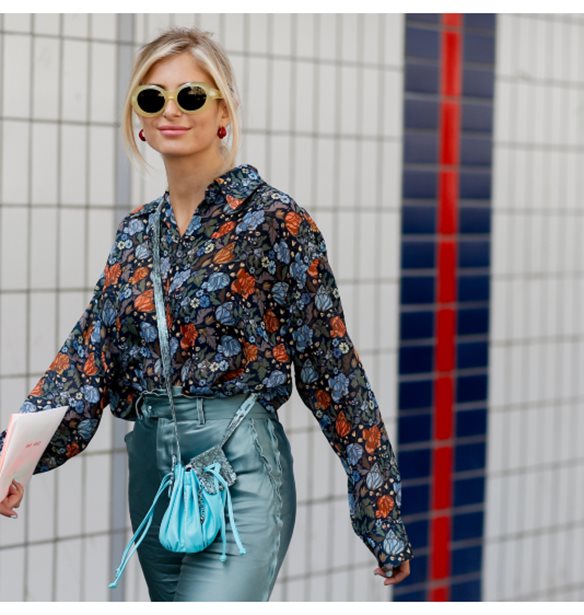 Πώς θα φορέσεις τα πολύχρωμα prints φέτος με τον πιο κομψό τρόπο – ακόμη και στην πόλη!