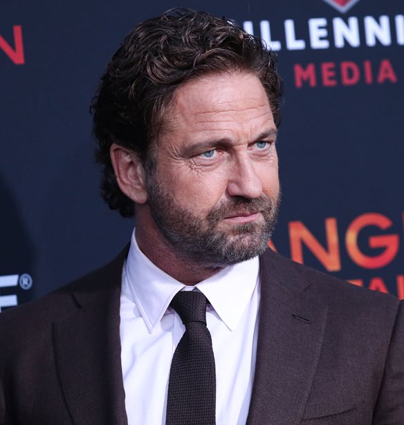 Gerard Butler | &#x395;&#x3C1;&#x3C9;&#x3C4;&#x3B5;&#x3C5;&#x3BC;&#x3AD;&#x3BD;&#x3BF;&#x3C2; &#x3BC;&#x3B5; 29&#x3C7;&#x3C1;&#x3BF;&#x3BD;&#x3BF; &#x3BC;&#x3BF;&#x3BD;&#x3C4;&#x3AD;&#x3BB;&#x3BF;