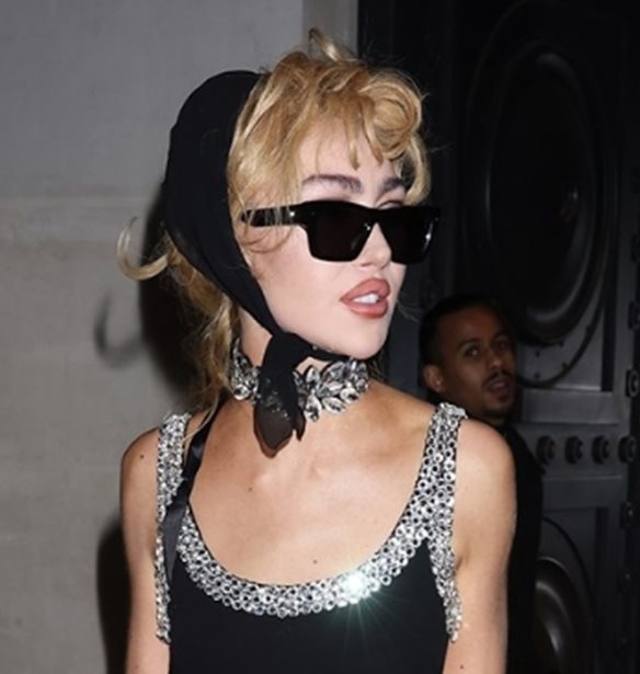 Mob Wife aesthetics | &#x3A4;&#x3B9; &#x3BD;&#x3B1; &#x3BA;&#x3C1;&#x3B1;&#x3C4;&#x3AE;&#x3C3;&#x3B5;&#x3B9;&#x3C2; &#x3BA;&#x3B1;&#x3B9; &#x3C4;&#x3B9; &#x3BD;&#x3B1; &quot;&#x3C0;&#x3B5;&#x3C4;&#x3AC;&#x3BE;&#x3B5;&#x3B9;&#x3C2;&quot; &#x3B1;&#x3C0;&#x3CC; &#x3C4;&#x3BF; viral beauty trend