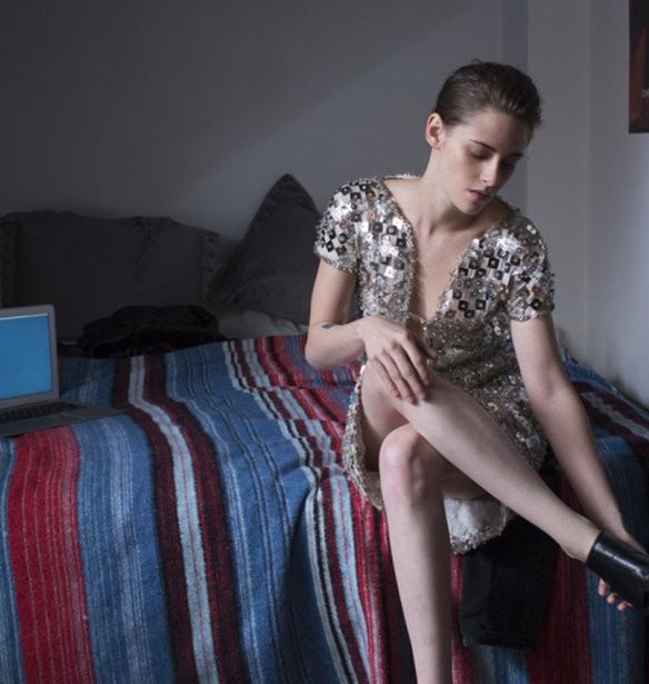 &#x3A4;&#x3BF; Personal Shopper &#x3B5;&#x3AF;&#x3BD;&#x3B1;&#x3B9; &#x3AD;&#x3BD;&#x3B1; &#x3B8;&#x3C1;&#x3AF;&#x3BB;&#x3B5;&#x3C1; &#x3C0;&#x3BF;&#x3C5; &#x3C0;&#x3B5;&#x3C1;&#x3B9;&#x3BB;&#x3B1;&#x3BC;&#x3B2;&#x3AC;&#x3BD;&#x3B5;&#x3B9; &#x3BC;&#x3CC;&#x3B4;&#x3B1; &#x3BA;&#x3B1;&#x3B9; &#x3C6;&#x3B1;&#x3BD;&#x3C4;&#x3AC;&#x3C3;&#x3BC;&#x3B1;&#x3C4;&#x3B1;