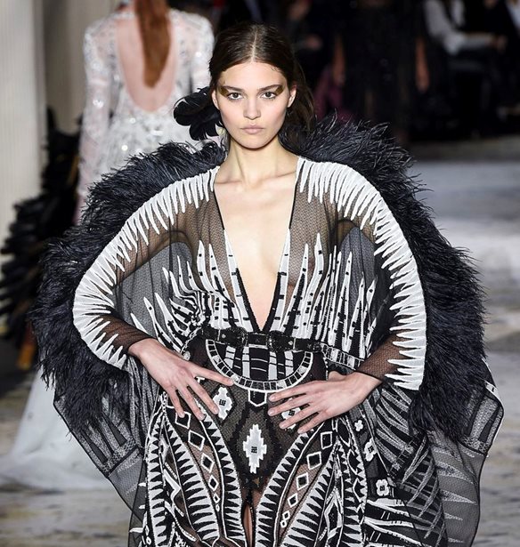 &#x393;&#x3B9;&#x3B1;&#x3C4;&#x3AF; &#x3B4;&#x3AD;&#x3C7;&#x3B5;&#x3C4;&#x3B1;&#x3B9; &#x3B1;&#x3C1;&#x3BD;&#x3B7;&#x3C4;&#x3B9;&#x3BA;&#x3AE; &#x3BA;&#x3C1;&#x3B9;&#x3C4;&#x3B9;&#x3BA;&#x3AE; &#x3BF; &#x3BF;&#x3AF;&#x3BA;&#x3BF;&#x3C2; Zuhair Murad;