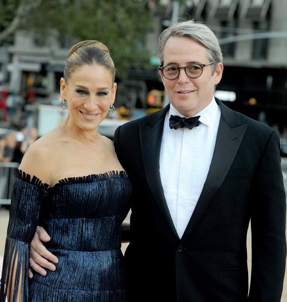 &#x3A0;&#x3B1;&#x3C1;&#x3AF;&#x3C3;&#x3B9;| &#x397; Sarah Jessica Parker, o Matthew Broderick &#x3BA;&#x3B1;&#x3B9; &#x3C4;&#x3B1; &#x3C0;&#x3B1;&#x3B9;&#x3B4;&#x3B9;&#x3AC; &#x3C4;&#x3BF;&#x3C5;&#x3C2; &#x3C0;&#x3AE;&#x3B3;&#x3B1;&#x3BD; &#x3BA;&#x3B9; &#x3B5;&#x3BA;&#x3B5;&#x3AF;&#x3BD;&#x3BF;&#x3B9; &#x3C3;&#x3C4;&#x3BF;&#x3C5;&#x3C2; &#x39F;&#x3BB;&#x3C5;&#x3BC;&#x3C0;&#x3B9;&#x3B1;&#x3BA;&#x3BF;&#x3CD;&#x3C2; &#x391;&#x3B3;&#x3CE;&#x3BD;&#x3B5;&#x3C2;