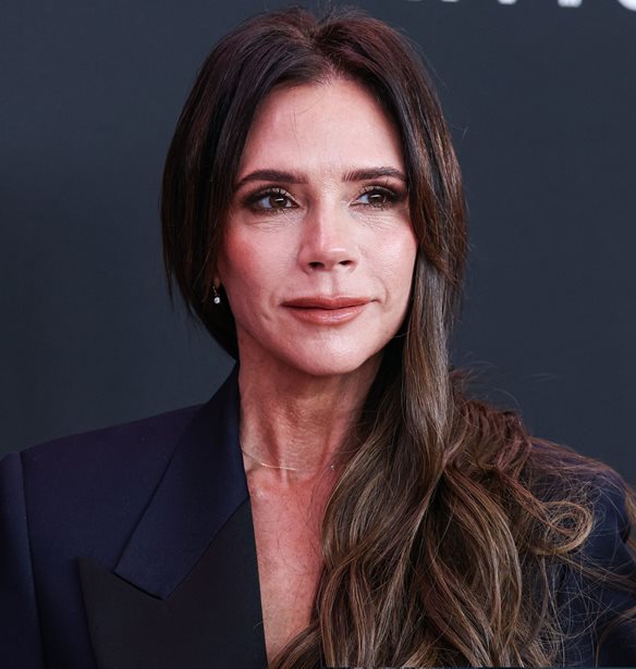 &#x397; Victoria Beckham &#x3C3;&#x3B5; &#x3BC;&#x3AF;&#x3B1; &#x3B5;&#x3BE;&#x3BF;&#x3BC;&#x3BF;&#x3BB;&#x3BF;&#x3B3;&#x3B7;&#x3C4;&#x3B9;&#x3BA;&#x3AE; &#x3C3;&#x3C5;&#x3BD;&#x3AD;&#x3BD;&#x3C4;&#x3B5;&#x3C5;&#x3BE;&#x3B7; | &#x39F; &#x3BB;&#x3CC;&#x3B3;&#x3BF;&#x3C2; &#x3C0;&#x3BF;&#x3C5; &#x3B4;&#x3B5;&#x3BD; &#x3C7;&#x3B1;&#x3BC;&#x3BF;&#x3B3;&#x3B5;&#x3BB;&#x3AC; &#x3C0;&#x3BF;&#x3C4;&#x3AD; &#x3C3;&#x3C4;&#x3B9;&#x3C2; &#x3B4;&#x3B7;&#x3BC;&#x3CC;&#x3C3;&#x3B9;&#x3B5;&#x3C2; &#x3B5;&#x3BC;&#x3C6;&#x3B1;&#x3BD;&#x3AF;&#x3C3;&#x3B5;&#x3B9;&#x3C2; &#x3C4;&#x3B7;&#x3C2; &#x3B4;&#x3B5;&#x3BD; &#x3B5;&#x3AF;&#x3BD;&#x3B1;&#x3B9; &#x3B5;&#x3C0;&#x3B5;&#x3B9;&#x3B4;&#x3AE; &#x3B5;&#x3AF;&#x3BD;&#x3B1;&#x3B9; &#x3C3;&#x3BD;&#x3BF;&#x3BC;&#x3C0;