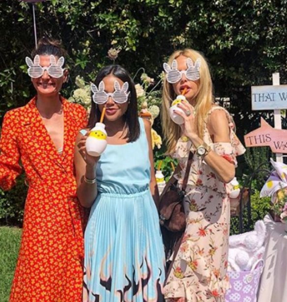 &#x3A0;&#x3CE;&#x3C2; &#x3B3;&#x3B9;&#x3CC;&#x3C1;&#x3C4;&#x3B1;&#x3C3;&#x3B1;&#x3BD; &#x3C4;&#x3BF; &#x39A;&#x3B1;&#x3B8;&#x3BF;&#x3BB;&#x3B9;&#x3BA;&#x3CC; &#x3A0;&#x3AC;&#x3C3;&#x3C7;&#x3B1; &#x3BF;&#x3B9; A-listers &#x3C4;&#x3BF;&#x3C5; Hollywood;