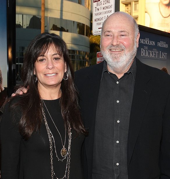 &#x39D;&#x3B5;&#x3BA;&#x3C1;&#x3BF;&#x3AF; &#x3B2;&#x3C1;&#x3AD;&#x3B8;&#x3B7;&#x3BA;&#x3B1;&#x3BD; &#x3BF; &#x3C3;&#x3BA;&#x3B7;&#x3BD;&#x3BF;&#x3B8;&#x3AD;&#x3C4;&#x3B7;&#x3C2; &#x3C4;&#x3BF;&#x3C5; &#x3A7;&#x3CC;&#x3BB;&#x3B9;&#x3B3;&#x3BF;&#x3C5;&#x3BD;&#x3C4; Rob Reiner &#x3BA;&#x3B1;&#x3B9; &#x3B7; &#x3C3;&#x3CD;&#x3B6;&#x3C5;&#x3B3;&#x3CC;&#x3C2; &#x3C4;&#x3BF;&#x3C5; &#x39C;&#x3B9;chelle &#x3C3;&#x3C4;&#x3BF; &#x3C3;&#x3C0;&#x3AF;&#x3C4;&#x3B9; &#x3C4;&#x3BF;&#x3C5;&#x3C2; &#x3C3;&#x3C4;&#x3BF; &#x39B;&#x3BF;&#x3C2; &#x386;&#x3BD;&#x3C4;&#x3B6;&#x3B5;&#x3BB;&#x3B5;&#x3C2;.