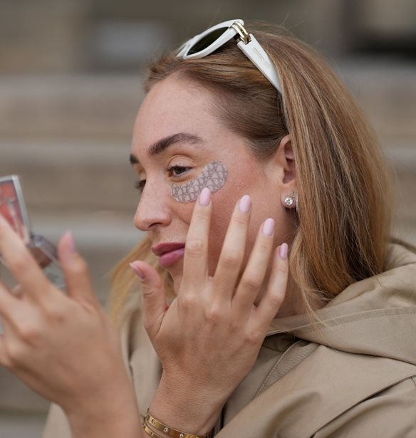 &#x3A4;&#x3B1; &#x3C0;&#x3B9;&#x3BF; &#x3B1;&#x3C0;&#x3BF;&#x3C4;&#x3B5;&#x3BB;&#x3B5;&#x3C3;&#x3BC;&#x3B1;&#x3C4;&#x3B9;&#x3BA;&#x3AC; eye patches &#x3C6;&#x3B1;&#x3C1;&#x3BC;&#x3B1;&#x3BA;&#x3B5;&#x3AF;&#x3BF;&#x3C5; &#x3B3;&#x3B9;&#x3B1; &#x3B5;&#x3C0;&#x3AF;&#x3BC;&#x3BF;&#x3BD;&#x3BF;&#x3C5;&#x3C2; &#x3BC;&#x3B1;&#x3CD;&#x3C1;&#x3BF;&#x3C5;&#x3C2; &#x3BA;&#x3CD;&#x3BA;&#x3BB;&#x3BF;&#x3C5;&#x3C2;