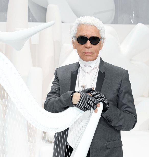 Karl Lagerfeld | &#x3A4;&#x3BF; &#x3B4;&#x3B9;&#x3B1;&#x3BC;&#x3AD;&#x3C1;&#x3B9;&#x3C3;&#x3BC;&#x3AC; &#x3C4;&#x3BF;&#x3C5; &#x3C3;&#x3C4;&#x3BF; &#x3A0;&#x3B1;&#x3C1;&#x3AF;&#x3C3;&#x3B9; &#x3C0;&#x3C9;&#x3BB;&#x3AE;&#x3B8;&#x3B7;&#x3BA;&#x3B5; &#x3B3;&#x3B9;&#x3B1; &#x3AD;&#x3BD;&#x3B1; &#x3B4;&#x3B9;&#x3CC;&#x3BB;&#x3BF;&#x3C5; &#x3B5;&#x3C5;&#x3BA;&#x3B1;&#x3C4;&#x3B1;&#x3C6;&#x3C1;&#x3CC;&#x3BD;&#x3B7;&#x3C4;&#x3BF; &#x3C0;&#x3BF;&#x3C3;&#x3CC;