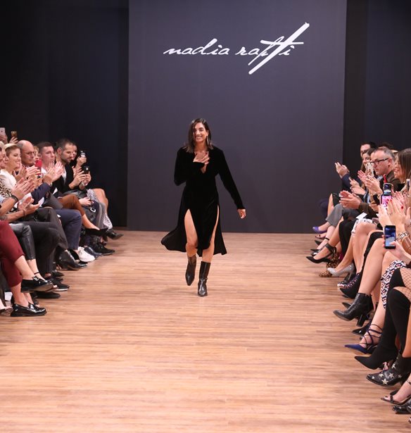 Το πρώτο fashion show της Nadia Rapti πραγματοποιήθηκε με επιτυχία