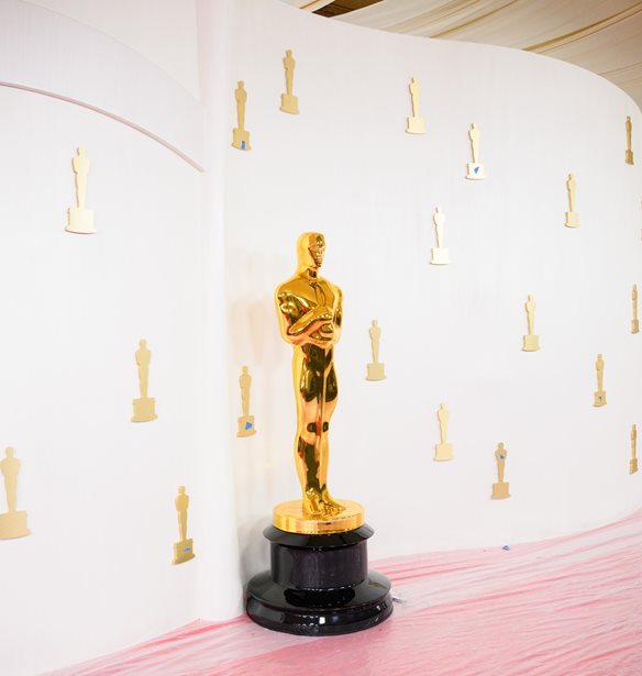 Oscars 2024 | &#x39F; &#x3B3;&#x3C5;&#x3BC;&#x3BD;&#x3CC;&#x3C2; John Cena, &#x3BF; &#x3B1;&#x3BE;&#x3B9;&#x3B1;&#x3B3;&#x3AC;&#x3C0;&#x3B7;&#x3C4;&#x3BF;&#x3C2; &#x39C;&#x3AD;&#x3C3;&#x3B9; &amp; o Ryan Gosling &#x3C3;&#x3C4;&#x3B7;&#x3BD; &#x3B1;&#x3C0;&#x3CC;&#x3BB;&#x3C5;&#x3C4;&#x3B7; &quot;Barbie&quot; &#x3B5;&#x3BC;&#x3C6;&#x3AC;&#x3BD;&#x3B9;&#x3C3;&#x3B7;