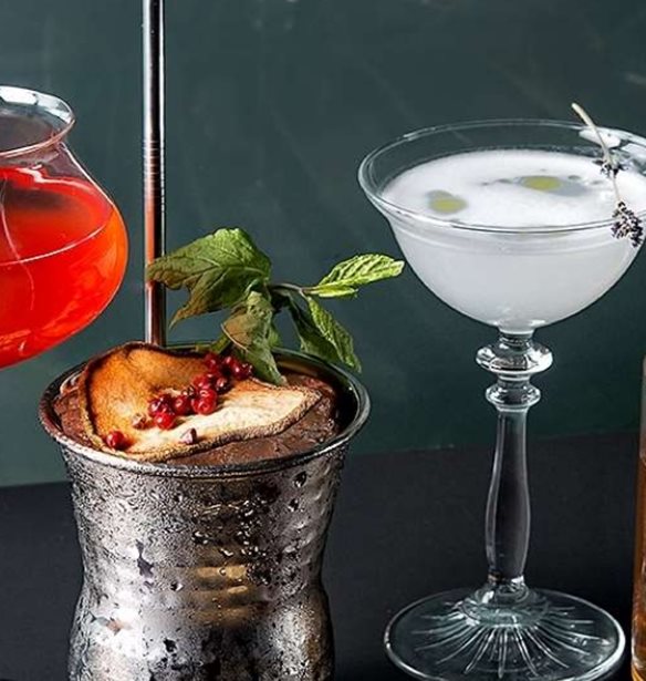 &#x39A;&#x3B9; &#x3B1;&#x3BD; &#x3B1;&#x3C1;&#x3BA;&#x3BF;&#x3CD;&#x3BD; 5 cocktails &#x3B3;&#x3B9;&#x3B1; &#x3BD;&#x3B1; &#x3B3;&#x3AF;&#x3BD;&#x3BF;&#x3C5;&#x3BD; &#x3BD;&#x3BF;&#x3C3;&#x3C4;&#x3B9;&#x3BC;&#x3CC;&#x3C4;&#x3B5;&#x3C1;&#x3B5;&#x3C2; &#x3BF;&#x3B9; &#x3B3;&#x3B9;&#x3BF;&#x3C1;&#x3C4;&#x3AD;&#x3C2;;