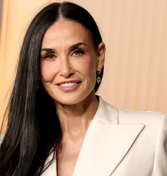 &#x397; Demi Moore &#x3BA;&#x3B1;&#x3B9; &#x3C4;&#x3BF; (&#x3C5;&#x3C0;&#x3AD;&#x3C1;&#x3BF;&#x3C7;&#x3BF;) soft french &#x3BC;&#x3B1;&#x3BD;&#x3B9;&#x3BA;&#x3B9;&#x3BF;&#x3CD;&#x3C1; &#x3C4;&#x3B7;&#x3C2; &#x3B5;&#x3AF;&#x3BD;&#x3B1;&#x3B9; &#x3B7; &#x3C4;&#x3AD;&#x3BB;&#x3B5;&#x3B9;&#x3B1; &#x3B5;&#x3C0;&#x3B9;&#x3BB;&#x3BF;&#x3B3;&#x3AE; &#x3B3;&#x3B9;&#x3B1; &#x3C4;&#x3BF;&#x3BD; &#x39C;&#x3AC;&#x3B9;&#x3BF;