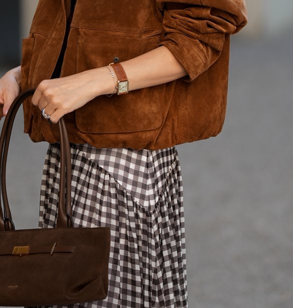 Cinammon nails | Το πιο ζεστό trend του φθινοπώρου δεν είναι το κλασσικό καφέ