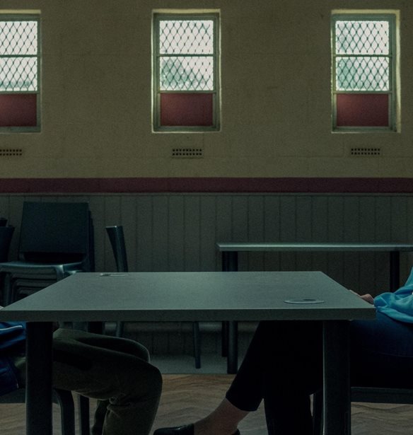 Adolescence | &#x395;&#x3AF;&#x3BD;&#x3B1;&#x3B9; &#x3B7; &#x3C0;&#x3BF;&#x3BB;&#x3C5;&#x3C3;&#x3C5;&#x3B6;&#x3B7;&#x3C4;&#x3B7;&#x3BC;&#x3AD;&#x3BD;&#x3B7; &#x3C3;&#x3B5;&#x3B9;&#x3C1;&#x3AC; &#x3C4;&#x3BF;&#x3C5; Netflix &#x3B2;&#x3B1;&#x3C3;&#x3B9;&#x3C3;&#x3BC;&#x3AD;&#x3BD;&#x3B7; &#x3C3;&#x3B5; &#x3B1;&#x3BB;&#x3B7;&#x3B8;&#x3B9;&#x3BD;&#x3AE; &#x3B9;&#x3C3;&#x3C4;&#x3BF;&#x3C1;&#x3AF;&#x3B1;;