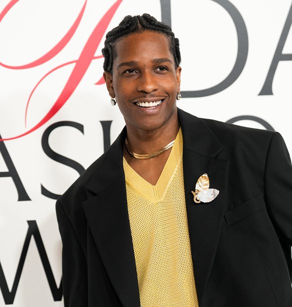 Asap Rocky | N&#x3AD;&#x3BF;&#x3C2; ambassador &#x3C4;&#x3B7;&#x3C2; Chanel &#x3BA;&#x3B1;&#x3B9; &#x3C0;&#x3C1;&#x3C9;&#x3C4;&#x3B1;&#x3B3;&#x3C9;&#x3BD;&#x3B9;&#x3C3;&#x3C4;&#x3AE;&#x3C2; &#x3BA;&#x3B1;&#x3BC;&#x3C0;&#x3AC;&#x3BD;&#x3B9;&#x3B1;&#x3C2; &#x3BC;&#x3B5; &#x3C4;&#x3B7;&#x3BD; Margaret Qualley