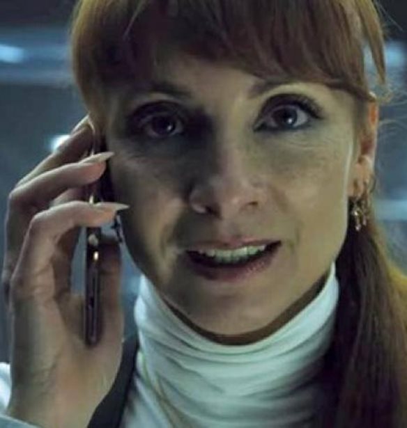 &#x3A4;&#x3BF; Esquire &#x3B1;&#x3BD;&#x3B1;&#x3BA;&#x3C1;&#x3AF;&#x3BD;&#x3B5;&#x3B9; &#x3C4;&#x3B7;&#x3BD; &#x3B5;&#x3C0;&#x3B9;&#x3B8;&#x3B5;&#x3C9;&#x3C1;&#x3AE;&#x3C4;&#x3C1;&#x3B9;&#x3B1; Alicia Sierra &#x3C4;&#x3BF;&#x3C5; La Casa de Papel