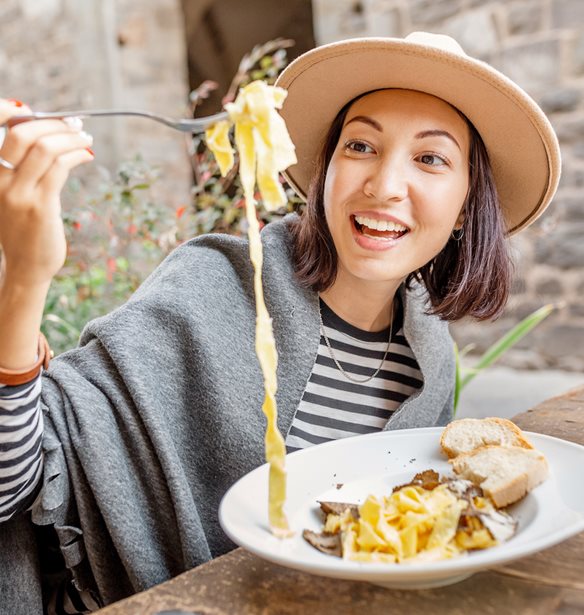 &#x3A4;&#x3C1;&#x3B1;&#x3C0;&#x3AD;&#x3B6;&#x3B9; &#x3B3;&#x3B9;&#x3B1; &#x3AD;&#x3BD;&#x3B1;&#x3BD;: &#x397; &#x3B5;&#x3C5;&#x3C7;&#x3B1;&#x3C1;&#x3AF;&#x3C3;&#x3C4;&#x3B7;&#x3C3;&#x3B7; &#x3C4;&#x3BF;&#x3C5; &#x3BD;&#x3B1; &#x3C4;&#x3C1;&#x3C9;&#x3C2; &#x3BC;&#x3CC;&#x3BD;&#x3B7; &#x3C3;&#x3BF;&#x3C5; &#x3AD;&#x3BE;&#x3C9;