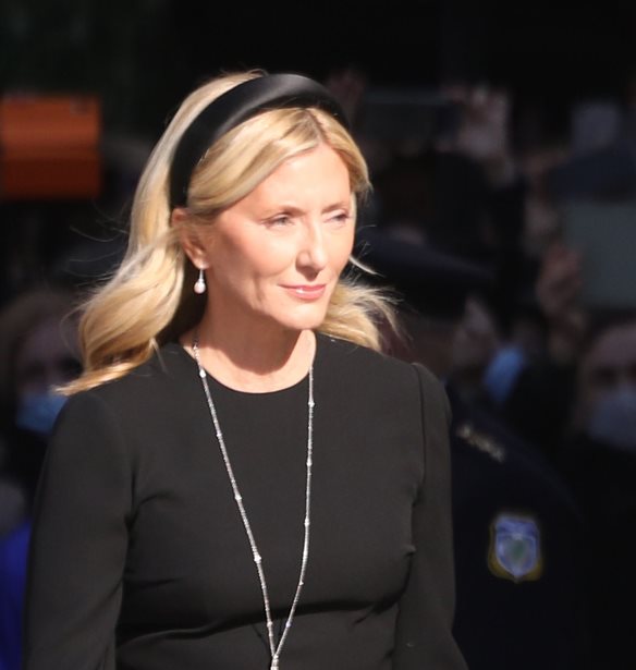 Marie Chantal | &#x39F; &#x3B1;&#x3C0;&#x3CC;&#x3BB;&#x3C5;&#x3C4;&#x3B1; &#x3BA;&#x3BF;&#x3BC;&#x3C8;&#x3CC;&#x3C2; &#x3C4;&#x3C1;&#x3CC;&#x3C0;&#x3BF;&#x3C2; &#x3C0;&#x3BF;&#x3C5; &#x3C6;&#x3CC;&#x3C1;&#x3B5;&#x3C3;&#x3B5; &#x3C4;&#x3BF; &#x3BB;&#x3B5;&#x3C5;&#x3BA;&#x3CC; &#x3C0;&#x3B1;&#x3BD;&#x3C4;&#x3B5;&#x3BB;&#x3CC;&#x3BD;&#x3B9; &#x3B1;&#x3C5;&#x3C4;&#x3AE; &#x3C4;&#x3B7;&#x3BD; &#x3B5;&#x3C0;&#x3BF;&#x3C7;&#x3AE;