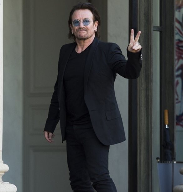 &#x39F; Bono &#x3AD;&#x3B3;&#x3B9;&#x3BD;&#x3B5; 60 &#x3B5;&#x3C4;&#x3CE;&#x3BD; &#x3BA;&#x3B1;&#x3B9; &#x3B4;&#x3B7;&#x3BC;&#x3BF;&#x3C3;&#x3AF;&#x3B5;&#x3C5;&#x3C3;&#x3B5; &#x3C4;&#x3B1; 60 &#x3C4;&#x3C1;&#x3B1;&#x3B3;&#x3BF;&#x3CD;&#x3B4;&#x3B9;&#x3B1; &#x3C0;&#x3BF;&#x3C5; &#x3C4;&#x3BF;&#x3C5; &#x3AD;&#x3C3;&#x3C9;&#x3C3;&#x3B1;&#x3BD; &#x3C4;&#x3B7; &#x3B6;&#x3C9;&#x3AE;