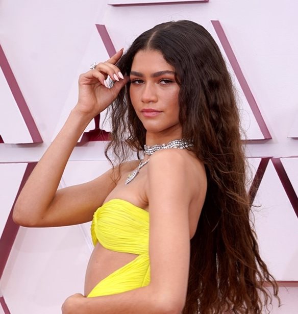 Zendaya | &#x3A4;&#x3BF; &#x3C4;&#x3C1;&#x3C5;&#x3C6;&#x3B5;&#x3C1;&#x3CC; &#x3C3;&#x3C4;&#x3B9;&#x3B3;&#x3BC;&#x3B9;&#x3CC;&#x3C4;&#x3C5;&#x3C0;&#x3BF; &#x3BC;&#x3B5; &#x3C4;&#x3BF;&#x3BD; Tom Holland &#x3B3;&#x3B9;&#x3B1; &quot; &#x3BA;&#x3B1;&#x3BB;&#x3CC; &#x3C3;&#x3BA;&#x3BF;&#x3C0;&#x3CC;&quot;