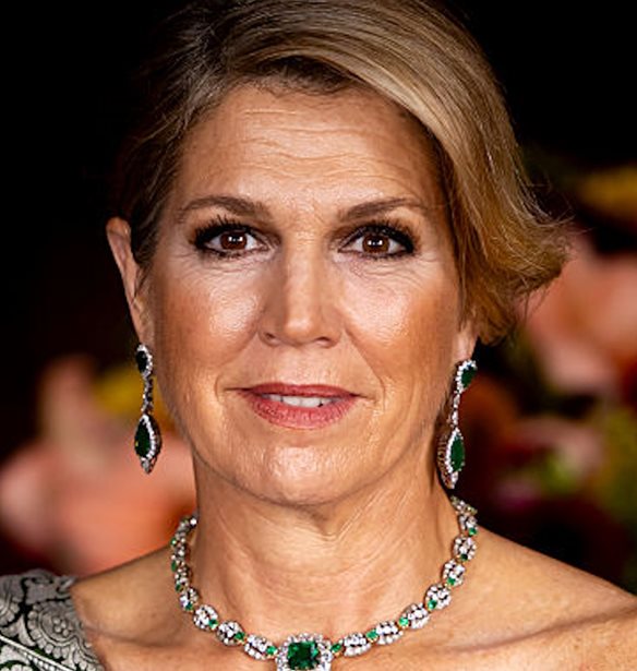 &#x397; Maxima &#x3C4;&#x3B7;&#x3C2; &#x39F;&#x3BB;&#x3BB;&#x3B1;&#x3BD;&#x3B4;&#x3AF;&#x3B1;&#x3C2; &#x3BC;&#x3B5; &#x3B1;&#x3BD;&#x3B1;&#x3C4;&#x3BF;&#x3BB;&#x3AF;&#x3C4;&#x3B9;&#x3BA;&#x3B7; &#x3C6;&#x3BF;&#x3C1;&#x3B5;&#x3C3;&#x3B9;&#x3AC; &#x3BA;&#x3B1;&#x3B9; &#x3B9;&#x3BD;&#x3B4;&#x3B9;&#x3BA;&#x3CC; &#x3C3;&#x3AC;&#x3C1;&#x3B9; &#x3C3;&#x3C4;&#x3B7;&#x3BD; &#x39A;&#x3B1;&#x3C1;&#x3B1;&#x3CA;&#x3B2;&#x3B9;&#x3BA;&#x3AE;