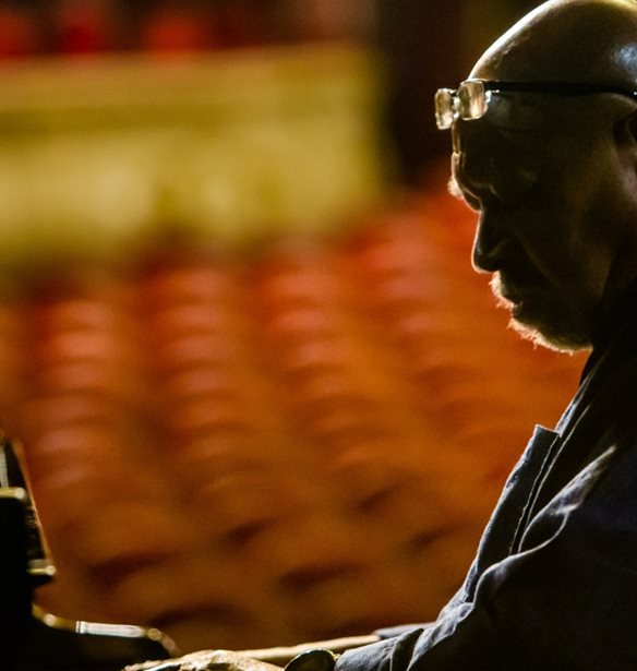 Kenny Barron | O 13 &#x3C6;&#x3BF;&#x3C1;&#x3AD;&#x3C2; &#x3C5;&#x3C0;&#x3BF;&#x3C8;&#x3AE;&#x3C6;&#x3B9;&#x3BF;&#x3C2; &#x3B3;&#x3B9;&#x3B1; Grammy &#x3AD;&#x3C1;&#x3C7;&#x3B5;&#x3C4;&#x3B1;&#x3B9; &#x3C3;&#x3C4;&#x3B7;&#x3BD; &#x391;&#x3B8;&#x3AE;&#x3BD;&#x3B1;