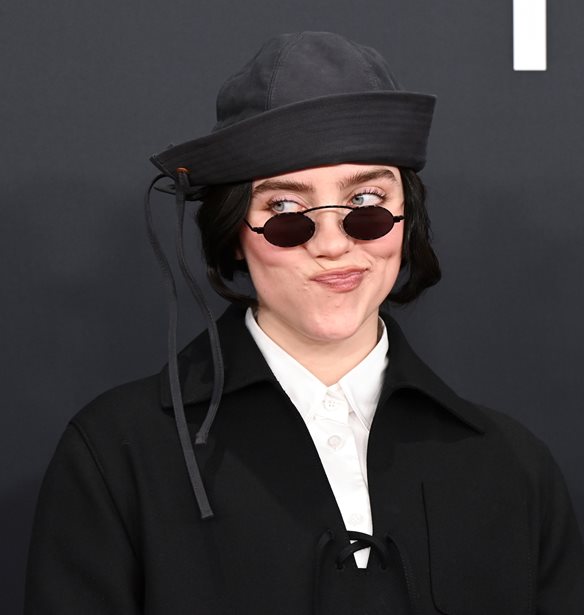 Grammys 2025 | &#x3A4;&#x3B1; &#x3BC;&#x3B5;&#x3B3;&#x3AC;&#x3BB;&#x3B1; &#x3C6;&#x3B1;&#x3B2;&#x3BF;&#x3C1;&#x3AF; &#x3C0;&#x3BF;&#x3C5; &#x3C4;&#x3B5;&#x3BB;&#x3B9;&#x3BA;&#x3AC;... &#x3AD;&#x3C6;&#x3C5;&#x3B3;&#x3B1;&#x3BD; &#x3BC;&#x3B5; &#x3AC;&#x3B4;&#x3B5;&#x3B9;&#x3B1; &#x3C7;&#x3AD;&#x3C1;&#x3B9;&#x3B1;