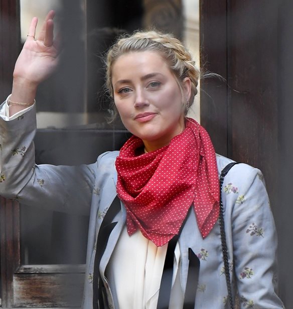 Amber Heard | &#x39A;&#x3B9; &#x3CC;&#x3BC;&#x3C9;&#x3C2; &#x3C0;&#x3B1;&#x3C1;&#x3B1;&#x3B4;&#x3AD;&#x3C7;&#x3B8;&#x3B7;&#x3BA;&#x3B5; &#x3CC;&#x3C4;&#x3B9; &#x3C7;&#x3C4;&#x3CD;&#x3C0;&#x3B7;&#x3C3;&#x3B5; &#x3C4;&#x3BF;&#x3BD; Johnny Depp