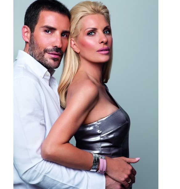 &#x397; &#x395;&#x3BB;&#x3AD;&#x3BD;&#x3B7; &#x39C;&#x3B5;&#x3BD;&#x3B5;&#x3B3;&#x3AC;&#x3BA;&#x3B7; &#x3C0;&#x3BF;&#x3B6;&#x3AC;&#x3C1;&#x3B5;&#x3B9; &#x3BC;&#x3B5; &#x3C4;&#x3BF;&#x3BD; &#x394;&#x3BF;&#x3CD;&#x3BA;&#x3B1; &#x3A7;&#x3B1;&#x3C4;&#x3B6;&#x3B7;&#x3B4;&#x3BF;&#x3CD;&#x3BA;&#x3B1; &#x3B3;&#x3B9;&#x3B1; &#x3C4;&#x3B7;&#x3BD; &#x3B5;&#x3BA;&#x3C3;&#x3C4;&#x3C1;&#x3B1;&#x3C4;&#x3B5;&#x3AF;&#x3B1; &#x3B5;&#x3BD;&#x3AC;&#x3BD;&#x3C4;&#x3B9;&#x3B1; &#x3C3;&#x3C4;&#x3BF;&#x3BD; &#x3BA;&#x3B1;&#x3C1;&#x3BA;&#x3AF;&#x3BD;&#x3BF;&#x3C5; &#x3C4;&#x3BF;&#x3C5; &#x3BC;&#x3B1;&#x3C3;&#x3C4;&#x3BF;&#x3CD;