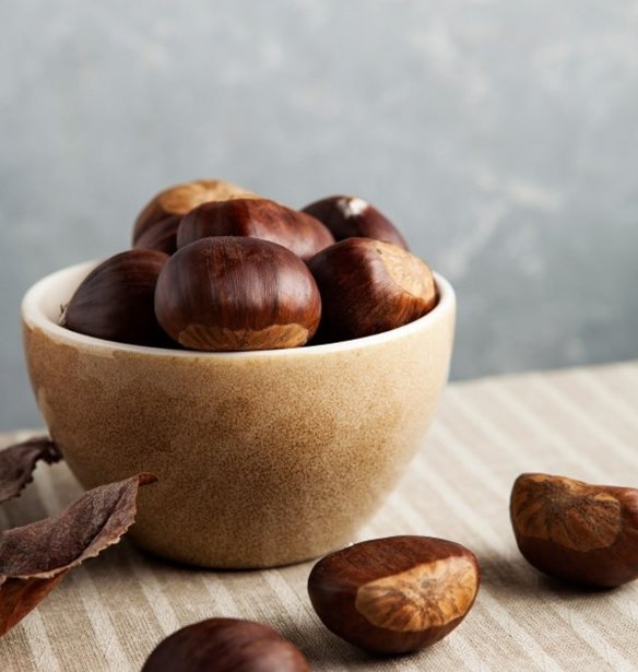 Πώς να ψήσεις ή να βράσεις τα κάστανα και τι σου προσφέρουν;