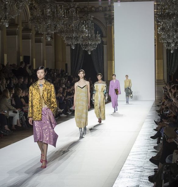 Chloe, Dries Van Noten S/S '18:Τα ωραιότερα looks των συλλογών