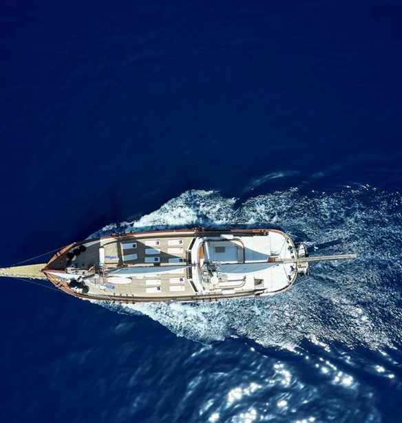 #Tidbits *: Explore Greece