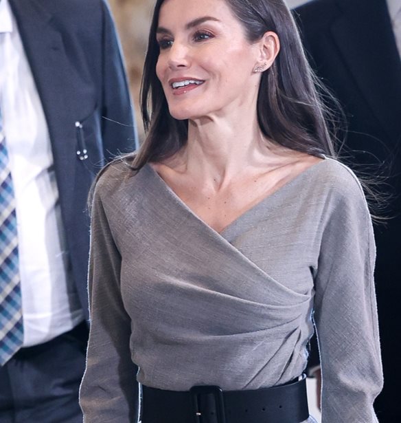 &#x392;&#x3B1;&#x3C3;&#x3AF;&#x3BB;&#x3B9;&#x3C3;&#x3C3;&#x3B1; Letizia &#x3C4;&#x3B7;&#x3C2; &#x399;&#x3C3;&#x3C0;&#x3B1;&#x3BD;&#x3AF;&#x3B1;&#x3C2; | &#x397; &#x3B5;&#x3BC;&#x3C6;&#x3AC;&#x3BD;&#x3B9;&#x3C3;&#x3AE; &#x3C4;&#x3B7;&#x3C2; &#x3B5;&#x3AF;&#x3BD;&#x3B1;&#x3B9; &#x3B7; &#x3B1;&#x3C0;&#x3CC;&#x3B4;&#x3B5;&#x3B9;&#x3BE;&#x3B7; &#x3CC;&#x3C4;&#x3B9; &#x3C4;&#x3B1; midi &#x3C6;&#x3BF;&#x3C1;&#x3AD;&#x3BC;&#x3B1;&#x3C4;&#x3B1; &#x3BC;&#x3B5; &#x3C8;&#x3B7;&#x3BB;&#x3AD;&#x3C2; &#x3BC;&#x3C0;&#x3CC;&#x3C4;&#x3B5;&#x3C2; &#x3B5;&#x3AF;&#x3BD;&#x3B1;&#x3B9; &#x3B7; &#x3C0;&#x3B9;&#x3BF; &#x3BA;&#x3BF;&#x3BC;&#x3C8;&#x3AE; &quot;&#x3C3;&#x3C4;&#x3BF;&#x3BB;&#x3AE;&quot; &#x3C4;&#x3BF;&#x3C5; &#x3C7;&#x3B5;&#x3B9;&#x3BC;&#x3CE;&#x3BD;&#x3B1;