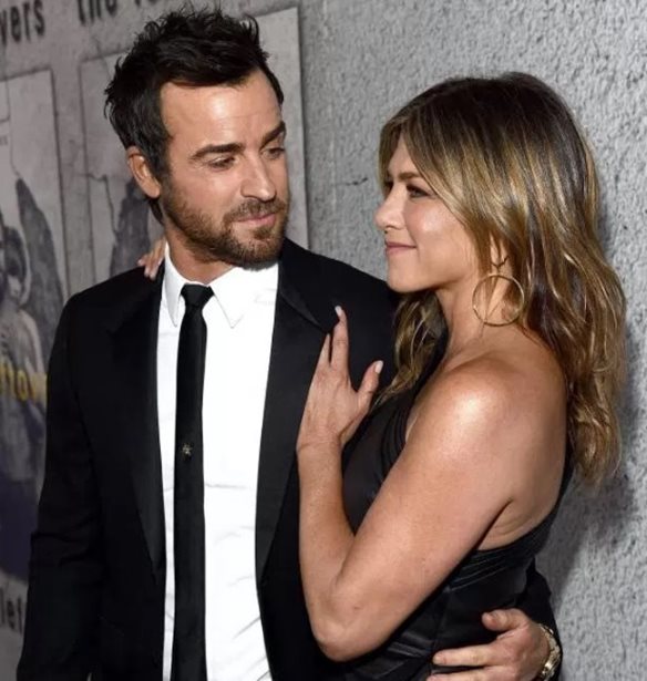 &#x39F; Justin Theroux &#x3B2;&#x3C1;&#x3AE;&#x3BA;&#x3B5; &#x397;&#x394;&#x397; &#x3C4;&#x3B7;&#x3BD; &#x3B1;&#x3BD;&#x3C4;&#x3B9;&#x3BA;&#x3B1;&#x3C4;&#x3B1;&#x3C3;&#x3C4;&#x3AC;&#x3C4;&#x3C1;&#x3B9;&#x3B1; &#x3C4;&#x3B7;&#x3C2; Jennifer Aniston