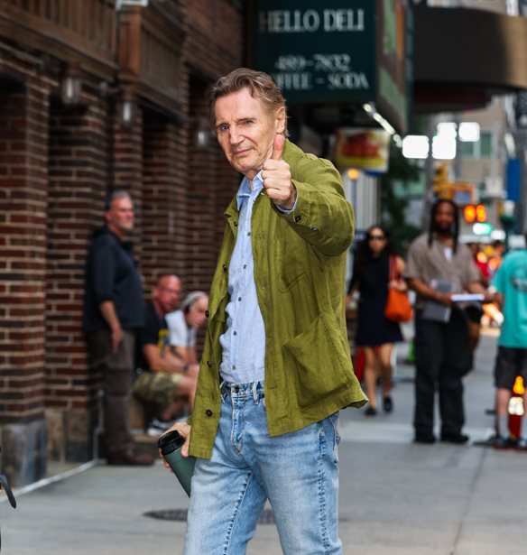 &#x39F; Liam Neeson &#x3B3;&#x3AF;&#x3BD;&#x3B5;&#x3C4;&#x3B1;&#x3B9; viral &#x3B3;&#x3B9;&#x3B1; &#x3C4;&#x3B7;&#x3BD; &#x3B1;&#x3C0;&#x3C1;&#x3BF;&#x3C3;&#x3B4;&#x3CC;&#x3BA;&#x3B7;&#x3C4;&#x3B7; &#x3B1;&#x3C0;&#x3AC;&#x3BD;&#x3C4;&#x3B7;&#x3C3;&#x3AE; &#x3C4;&#x3BF;&#x3C5; &#x3C3;&#x3C4;&#x3B7;&#x3BD; &#x3B5;&#x3C1;&#x3CE;&#x3C4;&#x3B7;&#x3C3;&#x3B7; &quot;&#x3A4;&#x3B9; &#x3B5;&#x3AF;&#x3BD;&#x3B1;&#x3B9; &#x3C4;&#x3BF; Labubu;&quot;