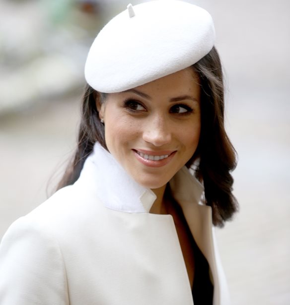 Meghan Markle: &#x3A4;&#x3B5;&#x3BB;&#x3B9;&#x3BA;&#x3AC; &#x3B8;&#x3B1; &#x3C6;&#x3BF;&#x3C1;&#x3AD;&#x3C3;&#x3B5;&#x3B9; &#x3B4;&#x3CD;&#x3BF; &#x3BD;&#x3C5;&#x3C6;&#x3B9;&#x3BA;&#x3AC; &#x3C3;&#x3C4;&#x3BF; &#x3B3;&#x3AC;&#x3BC;&#x3BF; &#x3C4;&#x3B7;&#x3C2; ( ; )