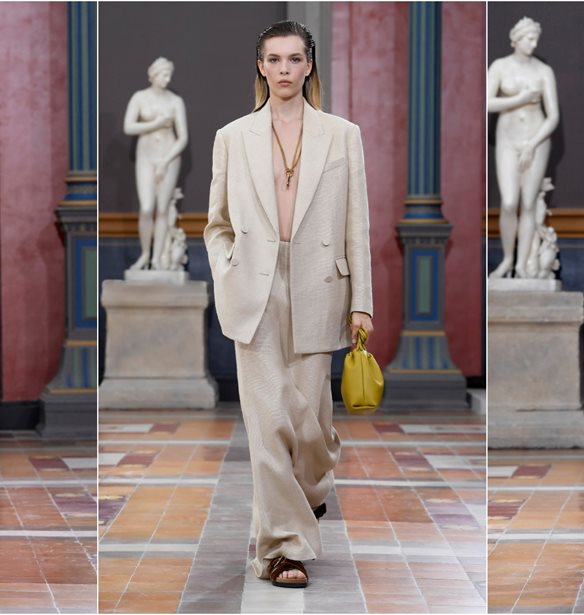 Valentino &quot;L&#x27;Ecole&quot; | &#x39C;&#x3B9;&#x3B1; &#x3C3;&#x3C5;&#x3BB;&#x3BB;&#x3BF;&#x3B3;&#x3AE; &#x3B3;&#x3B9;&#x3B1; &#x3C4;&#x3B7;&#x3BD; &#x3B5;&#x3BB;&#x3B5;&#x3C5;&#x3B8;&#x3B5;&#x3C1;&#x3AF;&#x3B1; &#x3C4;&#x3BF;&#x3C5; &#x3B3;&#x3C5;&#x3BD;&#x3B1;&#x3B9;&#x3BA;&#x3B5;&#x3AF;&#x3BF;&#x3C5; &#x3C3;&#x3CE;&#x3BC;&#x3B1;&#x3C4;&#x3BF;&#x3C2;