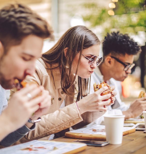 &#x3A4;&#x3C1;&#x3B1;&#x3B3;&#x3B9;&#x3BA;&#x3AE; &#x3B7; &#x3C3;&#x3C7;&#x3AD;&#x3C3;&#x3B7; &#x3C4;&#x3C9;&#x3BD; millennials &#x3BC;&#x3B5; &#x3C4;&#x3BF; &#x3C6;&#x3B9;&#x3BB;&#x3BF;&#x3B4;&#x3CE;&#x3C1;&#x3B7;&#x3BC;&#x3B1;