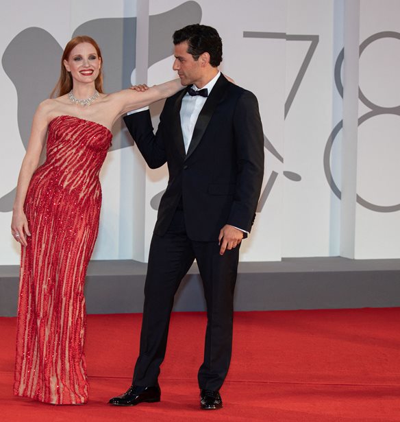 Jessica Chastain | H &#x3B1;&#x3C0;&#x3AC;&#x3BD;&#x3C4;&#x3B7;&#x3C3;&#x3AE; &#x3C4;&#x3B7;&#x3C2; &#x3B3;&#x3B9;&#x3B1; &#x3C4;&#x3BF; viral &#x3C6;&#x3B9;&#x3BB;&#x3AF; &#x3BC;&#x3B5; &#x3C4;&#x3BF;&#x3BD; (&#x3C0;&#x3B1;&#x3BD;&#x3C4;&#x3C1;&#x3B5;&#x3BC;&#x3AD;&#x3BD;&#x3BF;) Oscar Isaac &#x3C3;&#x3C4;&#x3B7; &#x392;&#x3B5;&#x3BD;&#x3B5;&#x3C4;&#x3AF;&#x3B1;