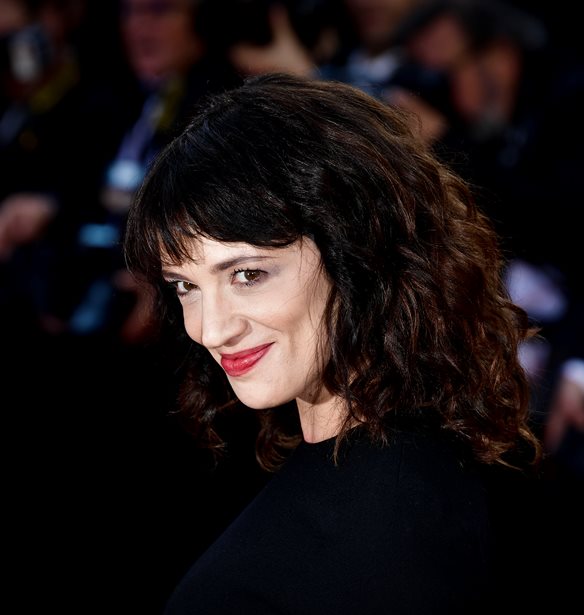 &#x397; Asia Argento &#x3C0;&#x3B5;&#x3C1;&#x3BD;&#x3AC;&#x3B5;&#x3B9; &#x3C3;&#x3C4;&#x3B7;&#x3BD; &#x3B1;&#x3BD;&#x3C4;&#x3B5;&#x3C0;&#x3AF;&#x3B8;&#x3B5;&#x3C3;&#x3B7;: &#x394;&#x3B7;&#x3BB;&#x3CE;&#x3BD;&#x3B5;&#x3B9; &#x3B8;&#x3CD;&#x3BC;&#x3B1; &#x3C3;&#x3B5;&#x3BE;&#x3BF;&#x3C5;&#x3B1;&#x3BB;&#x3B9;&#x3BA;&#x3AE;&#x3C2; &#x3B5;&#x3C0;&#x3AF;&#x3B8;&#x3B5;&#x3C3;&#x3B7;&#x3C2; &#x3BA;&#x3B1;&#x3B9; &#x3B1;&#x3C1;&#x3BD;&#x3B5;&#x3AF;&#x3C4;&#x3B1;&#x3B9; &#x3BD;&#x3B1; &#x3BA;&#x3B1;&#x3C4;&#x3B1;&#x3B8;&#x3AD;&#x3C3;&#x3B5;&#x3B9; &#x3C4;&#x3B7;&#x3BD; &#x3B1;&#x3C0;&#x3BF;&#x3B6;&#x3B7;&#x3BC;&#x3AF;&#x3C9;&#x3C3;&#x3B7;