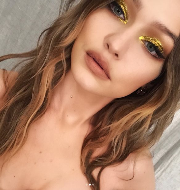 &#x393;&#x3B5;&#x3B9;&#x3B1; &#x3C3;&#x3BF;&#x3C5; Gigi Hadid &#x3BC;&#x3B5; &#x3B1;&#x3C6;&#x3AD;&#x3BB;&#x3B5;&#x3B9;&#x3B5;&#x3C2;, &#x3C7;&#x3B1;&#x3B9;&#x3C1;&#x3CC;&#x3BC;&#x3B1;&#x3C3;&#x3C4;&#x3B5; &#x3B3;&#x3B9;&#x3B1; &#x3C4;&#x3B7;&#x3BD; &#x3B3;&#x3BD;&#x3C9;&#x3C1;&#x3B9;&#x3BC;&#x3AF;&#x3B1;!
