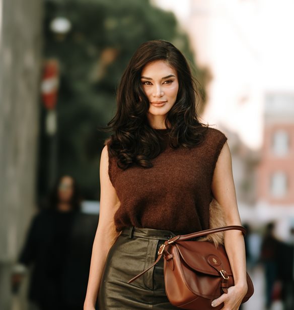 Microhighlighting | Η τεχνική για φυσικό lifting σε όλο το πρόσωπο που μπορείς να κάνεις μόνη σου