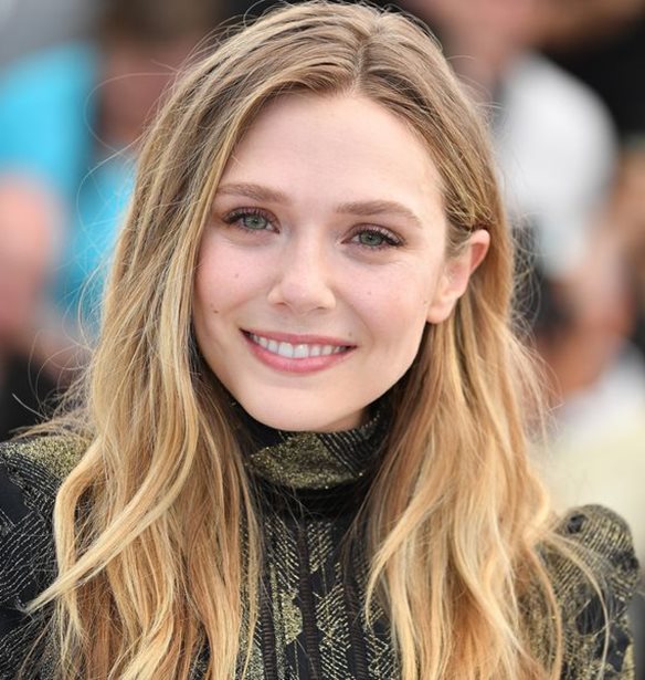 Elisabeth Olsen: &#x3A0;&#x3BF;&#x3B9;&#x3B1; &#x3C3;&#x3C5;&#x3BC;&#x3B2;&#x3BF;&#x3C5;&#x3BB;&#x3AE; &#x3C4;&#x3B7;&#x3C2; &#x3AD;&#x3B4;&#x3C9;&#x3C3;&#x3B1;&#x3BD; &#x3BF;&#x3B9; &#x3B4;&#x3AF;&#x3B4;&#x3C5;&#x3BC;&#x3B5;&#x3C2; &#x3B1;&#x3B4;&#x3B5;&#x3BB;&#x3C6;&#x3AD;&#x3C2; &#x3C4;&#x3B7;&#x3C2;;