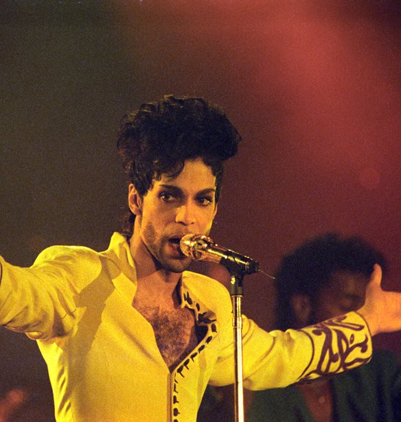 &#x3A4;&#x3BF; &#x3BD;&#x3AD;&#x3BF; &#x3AC;&#x3BB;&#x3BC;&#x3C0;&#x3BF;&#x3C5;&#x3BC; &#x3C4;&#x3BF;&#x3C5; Prince &quot;Welcome 2 America&quot; &#x3B8;&#x3B1; &#x3BA;&#x3C5;&#x3BA;&#x3BB;&#x3BF;&#x3C6;&#x3BF;&#x3C1;&#x3AE;&#x3C3;&#x3B5;&#x3B9; &#x3C4;&#x3BF;&#x3BD; &#x399;&#x3BF;&#x3CD;&#x3BB;&#x3B9;&#x3BF;