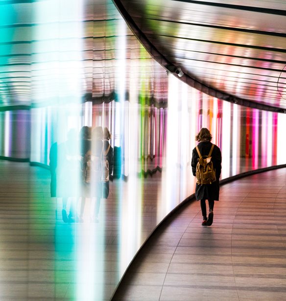 MF Editorial: Big city, bright lights