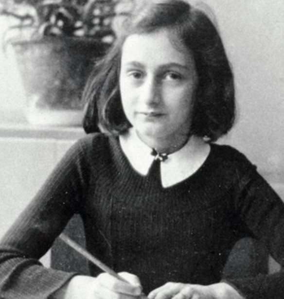 Anne Frank | &#x3A4;&#x3BF; &#x3BC;&#x3BF;&#x3BD;&#x3B1;&#x3B4;&#x3B9;&#x3BA;&#x3CC; &#x3B2;&#x3AF;&#x3BD;&#x3C4;&#x3B5;&#x3BF; &#x3BD;&#x3C4;&#x3BF;&#x3BA;&#x3BF;&#x3C5;&#x3BC;&#x3AD;&#x3BD;&#x3C4;&#x3BF; &#x3BC;&#x3B5; &#x3C4;&#x3BF; &#x3BA;&#x3BF;&#x3C1;&#x3AF;&#x3C4;&#x3C3;&#x3B9; &#x3C0;&#x3BF;&#x3C5; &#x3C3;&#x3C5;&#x3B3;&#x3BA;&#x3BB;&#x3CC;&#x3BD;&#x3B9;&#x3C3;&#x3B5; &#x3C4;&#x3BF;&#x3BD; &#x3BA;&#x3CC;&#x3C3;&#x3BC;&#x3BF;