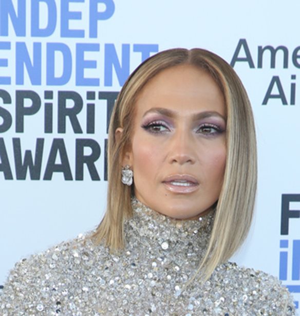 Jennifer Lopez | &#x3A0;&#x3CE;&#x3C2; &#x3B4;&#x3B9;&#x3B1;&#x3C0;&#x3C1;&#x3B1;&#x3B3;&#x3BC;&#x3B1;&#x3C4;&#x3B5;&#x3CD;&#x3C4;&#x3B7;&#x3BA;&#x3B5; &#x3C4;&#x3BF;&#x3BD; &#x3C5;&#x3C8;&#x3B7;&#x3BB;&#x3CC; &#x3BC;&#x3B9;&#x3C3;&#x3B8;&#x3CC; &#x3C4;&#x3B7;&#x3C2; &#x3C3;&#x3C4;&#x3BF; The Wedding Planner