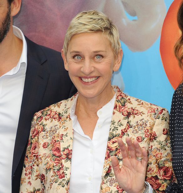 The Ellen Show | &#x3A0;&#x3BF;&#x3B9;&#x3BF; &#x3B5;&#x3AF;&#x3BD;&#x3B1;&#x3B9; &#x3C4;&#x3BF; &#x3C3;&#x3CC;&#x3BF;&#x3C5; &#x3C0;&#x3BF;&#x3C5; &#x3C4;&#x3B5;&#x3BB;&#x3B9;&#x3BA;&#x3AC; &#x3B8;&#x3B1; &#x3B1;&#x3BD;&#x3C4;&#x3B9;&#x3BA;&#x3B1;&#x3C4;&#x3B1;&#x3C3;&#x3C4;&#x3AE;&#x3C3;&#x3B5;&#x3B9; &#x3C4;&#x3B7;&#x3BD; &#x3B5;&#x3BA;&#x3C0;&#x3BF;&#x3BC;&#x3C0;&#x3AE; &#x3C4;&#x3B7;&#x3C2;