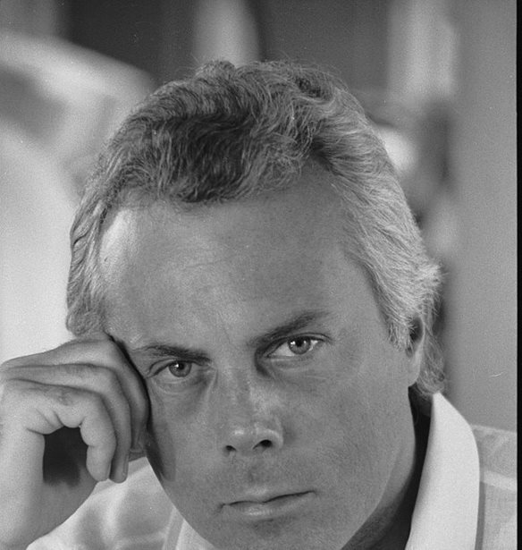 &#x3A0;&#x3CC;&#x3C4;&#x3B5; &#x3BA;&#x3B1;&#x3B9; &#x3C0;&#x3BF;&#x3CD; &#x3B8;&#x3B1; &#x3C4;&#x3B5;&#x3BB;&#x3B5;&#x3C3;&#x3C4;&#x3B5;&#x3AF; &#x3B7; &#x3BA;&#x3B7;&#x3B4;&#x3B5;&#x3AF;&#x3B1; &#x3C4;&#x3BF;&#x3C5; Giorgio Armani
