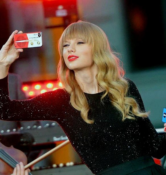 &#x397; Taylor Swift &#x3AD;&#x3C6;&#x3C4;&#x3B9;&#x3B1;&#x3BE;&#x3B5; &#x3C4;&#x3BF; &#x3B4;&#x3B9;&#x3BA;&#x3CC; &#x3C4;&#x3B7;&#x3C2; social network